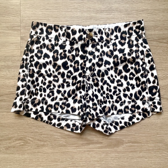 New Old Navy Womens Leopard Cheetah Everyday Short Mid Rise With Pockets Size 0 - Picture 3 of 8